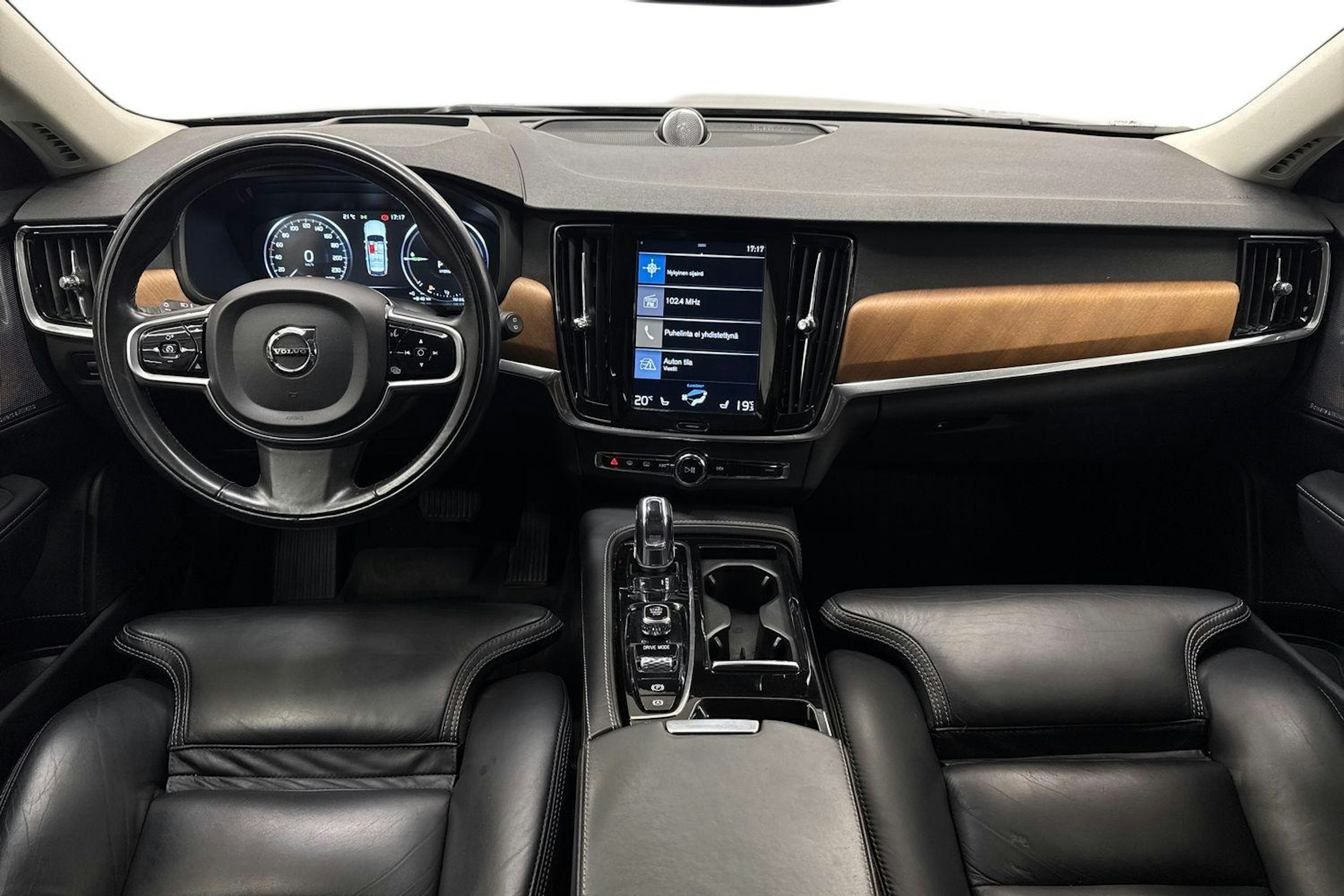 Sininen Volvo V90 2018 kuva 9.