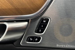 Sininen Volvo V90 2018 kuva 13.