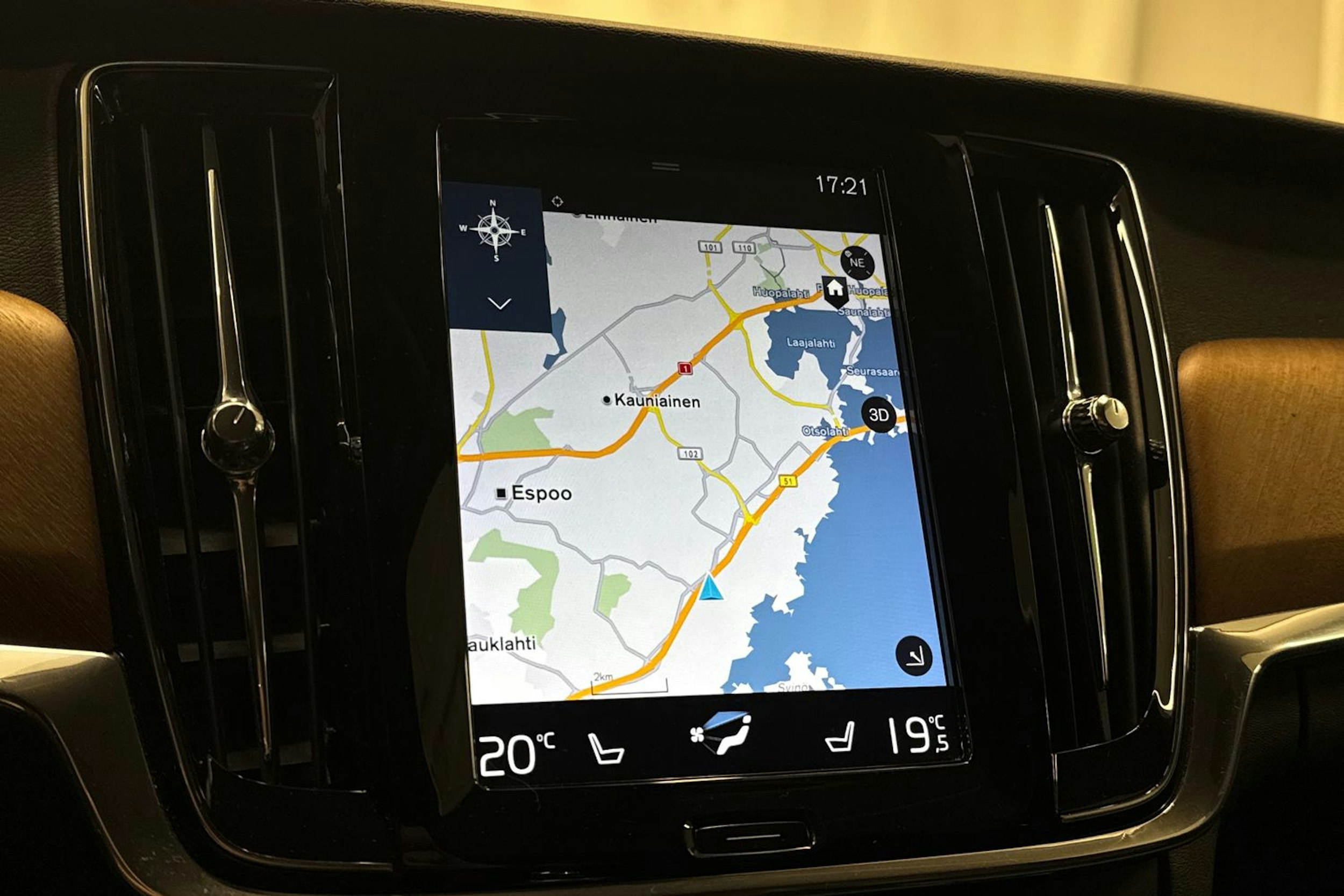 Sininen Volvo V90 2018 kuva 27.