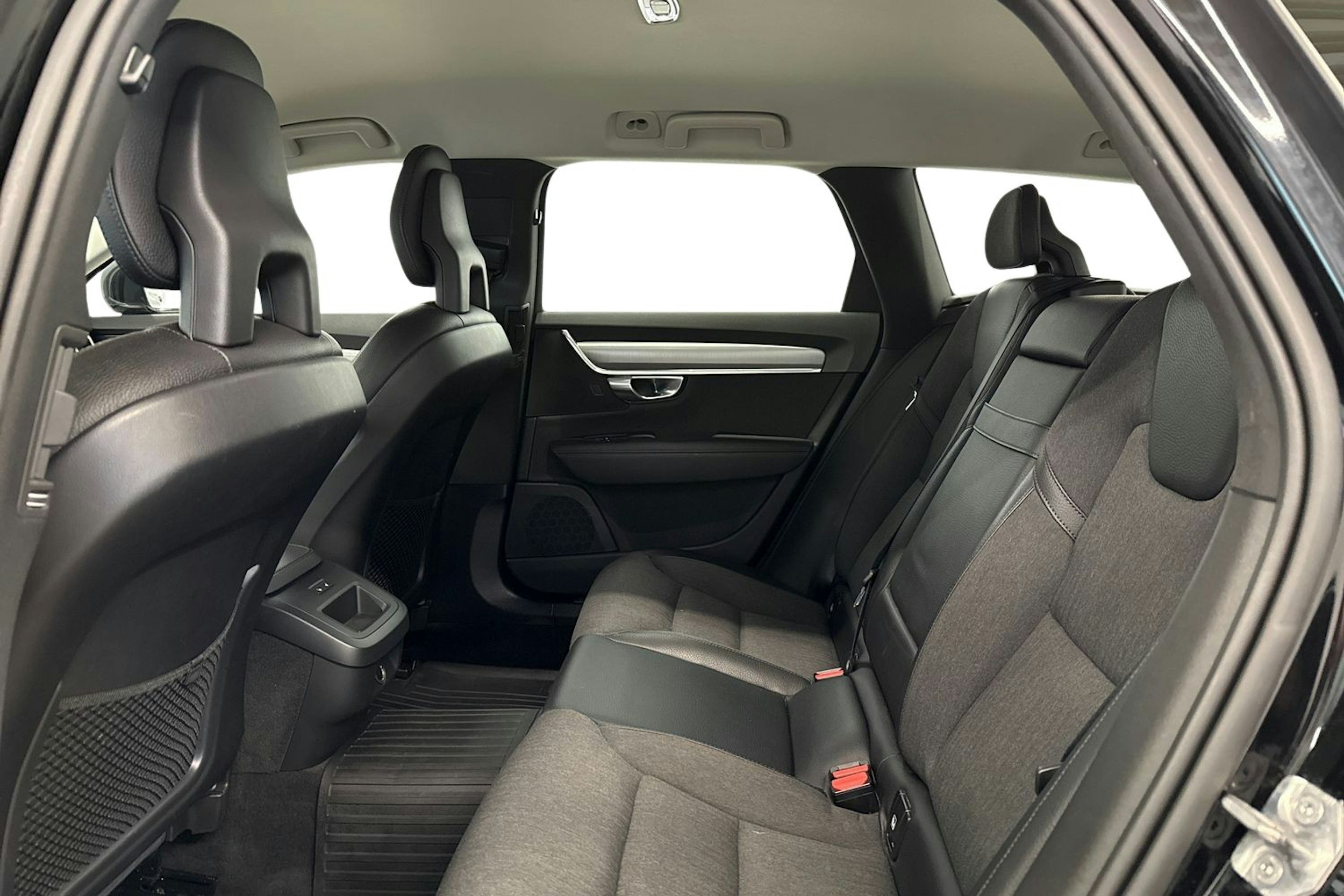Volvo V90 2018 kuva 10.
