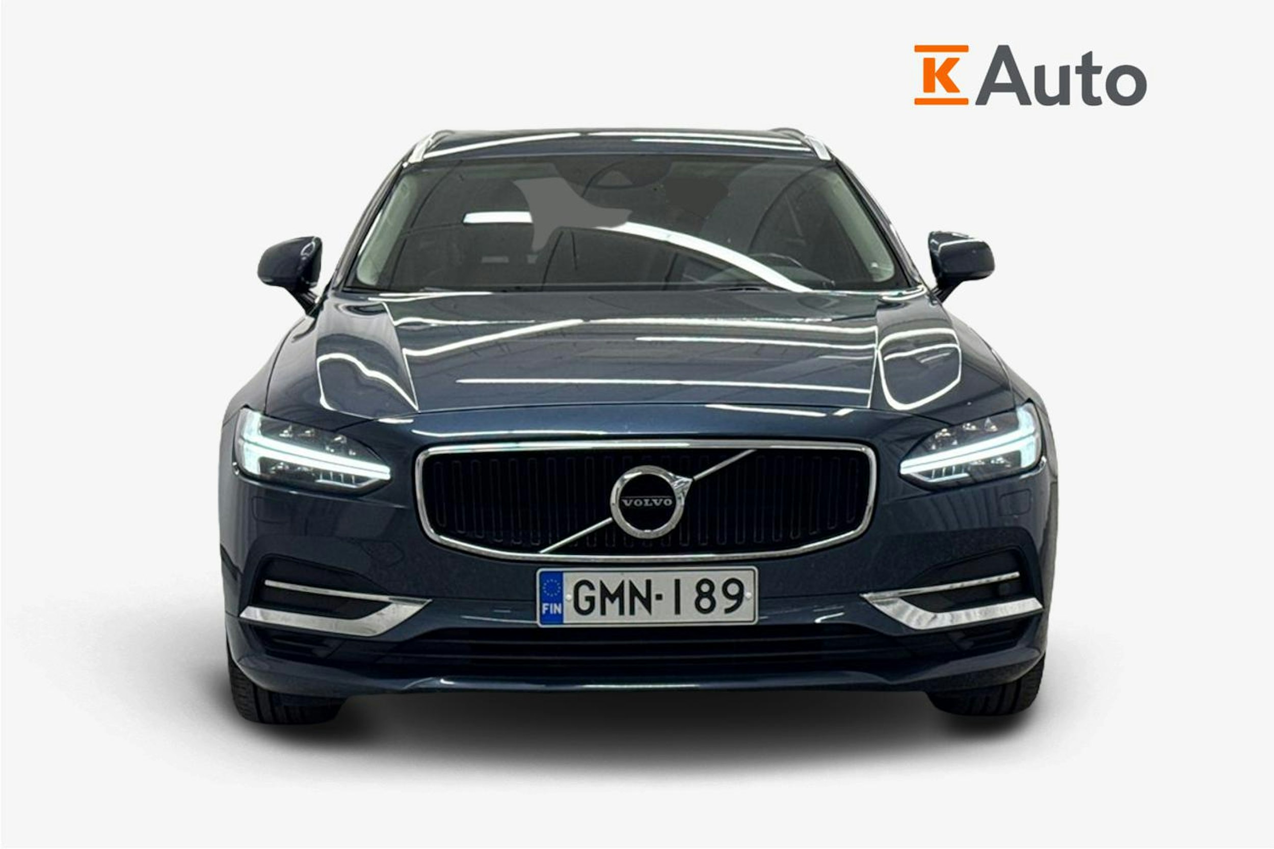 sininen Volvo V90 2018 kuva 5.