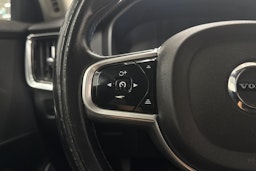 sininen Volvo V90 2018 kuva 16.