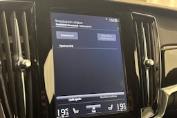 sininen Volvo V90 2018 kuva 29.