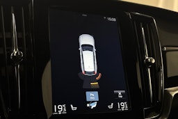 sininen Volvo V90 2018 kuva 30.