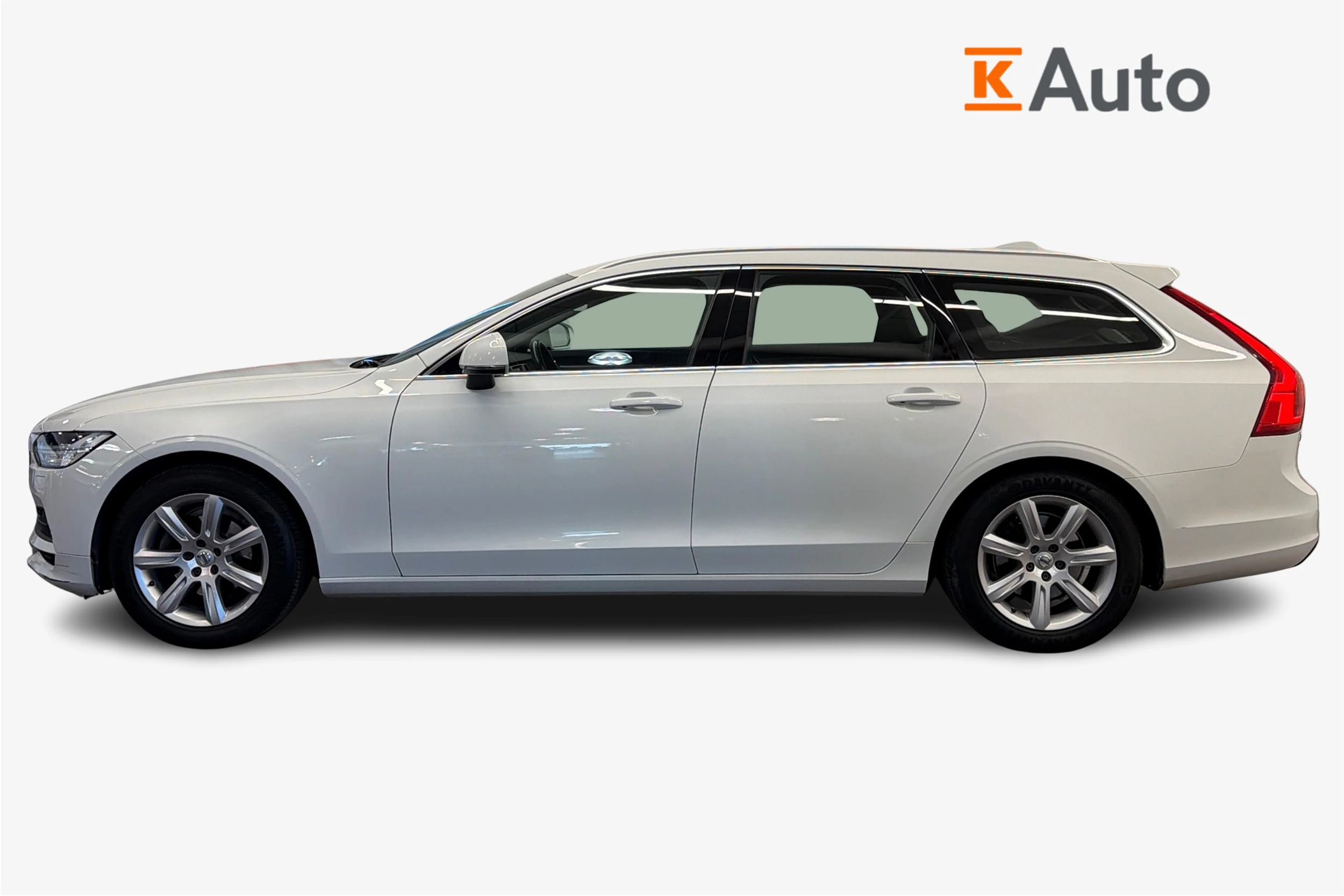 valkoinen Volvo V90 2018 kuva 5.