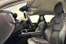 valkoinen Volvo V90 2018 kuva 13.