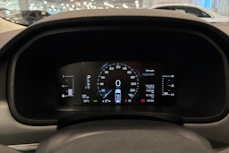 valkoinen Volvo V90 2018 kuva 17.