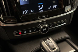 valkoinen Volvo V90 2018 kuva 20.