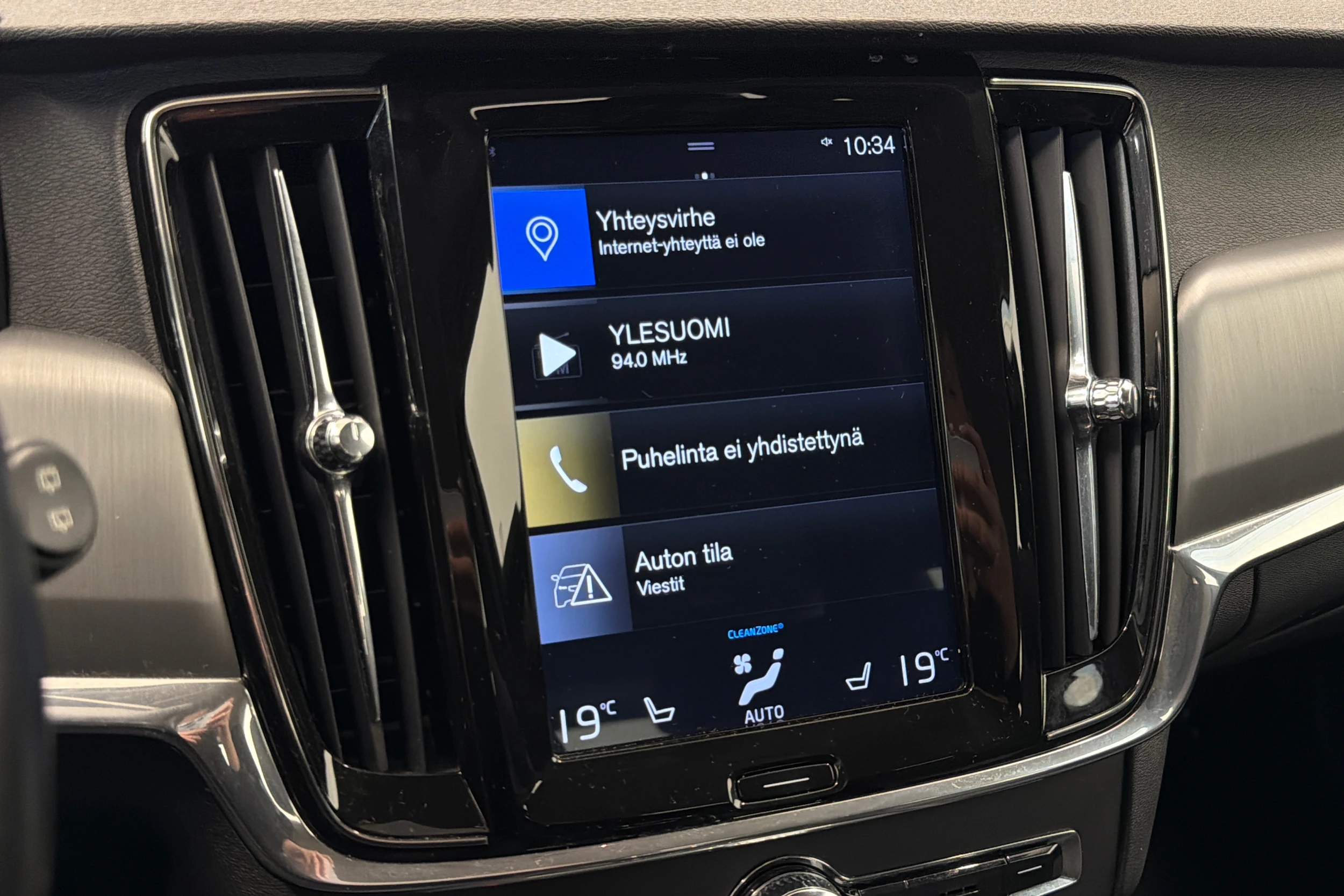 valkoinen Volvo V90 2018 kuva 21.
