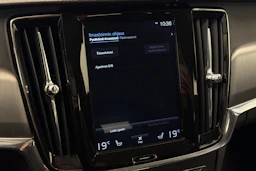 valkoinen Volvo V90 2018 kuva 26.