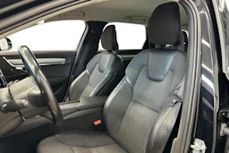 musta Volvo V90 2018 kuva 6.