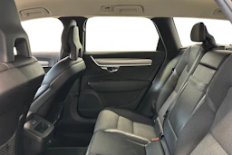 musta Volvo V90 2018 kuva 8.