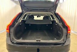 musta Volvo V90 2018 kuva 26.