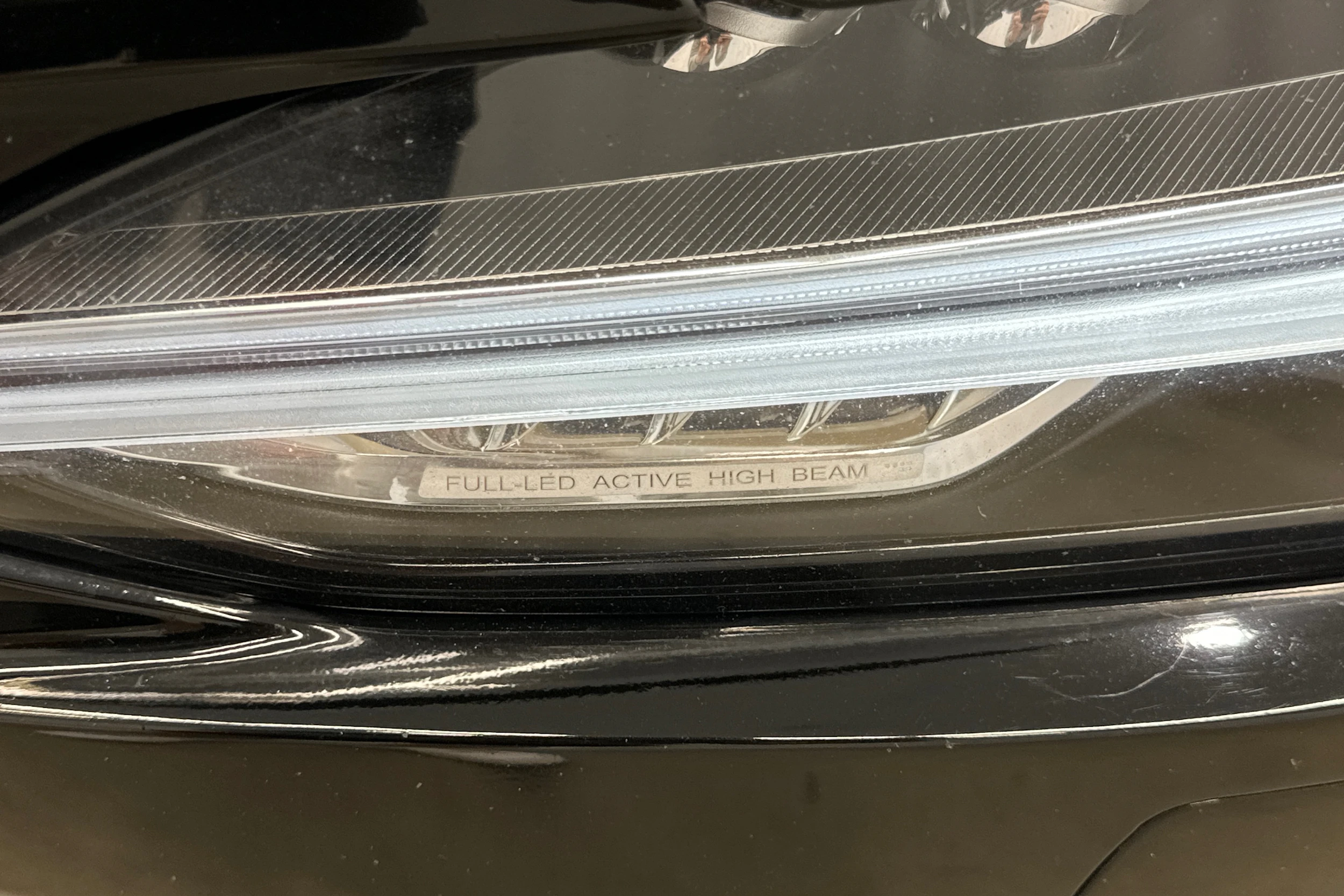 musta Volvo V90 2018 kuva 30.