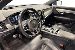 sininen Volvo V90 2018 kuva 7.