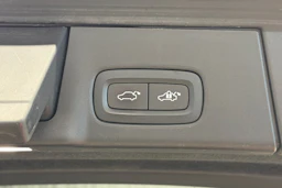 valkoinen Volvo V90 2018 kuva 15.