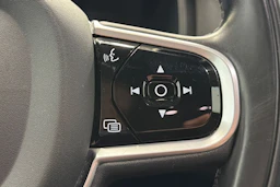 valkoinen Volvo V90 2018 kuva 16.