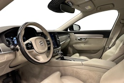musta Volvo V90 2018 kuva 6.