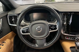 valkoinen Volvo V90 2018 kuva 24.