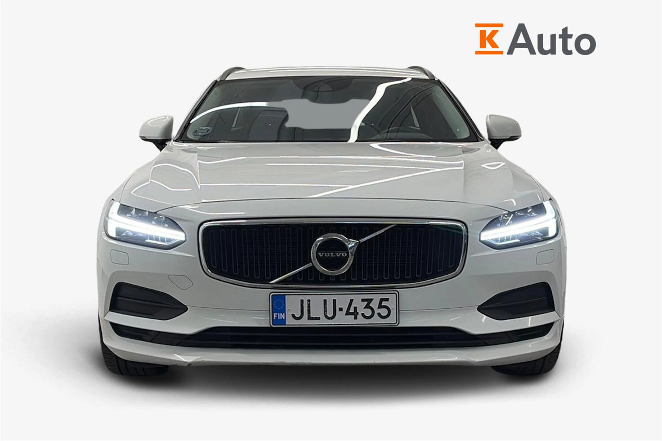 valkoinen Volvo V90 2018 kuva 4.