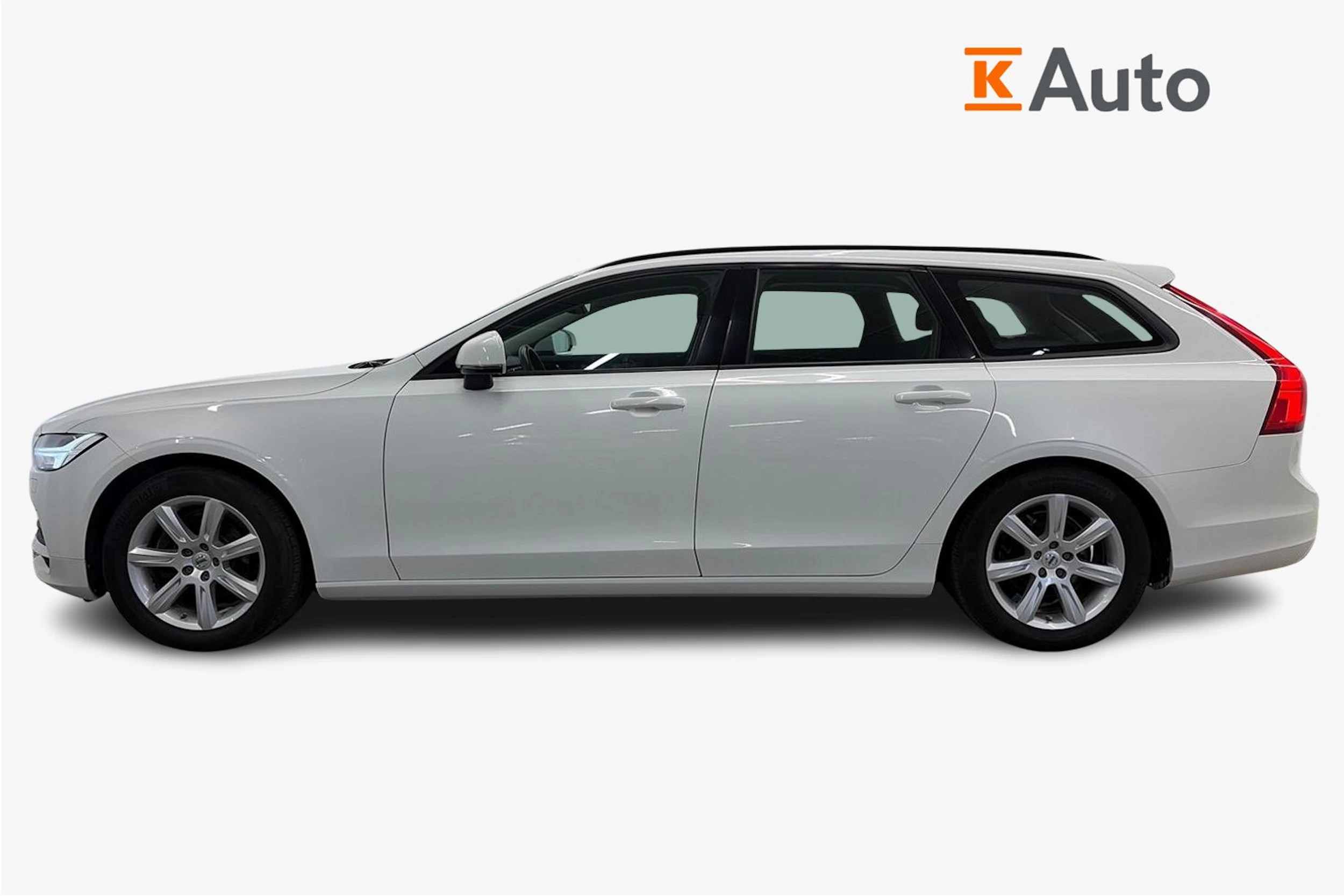 valkoinen Volvo V90 2018 kuva 5.
