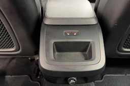 valkoinen Volvo V90 2018 kuva 9.