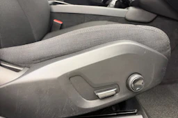 valkoinen Volvo V90 2018 kuva 15.
