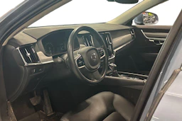 sininen Volvo V90 2018 kuva 3.