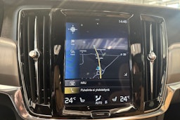 musta Volvo V90 2018 kuva 22.
