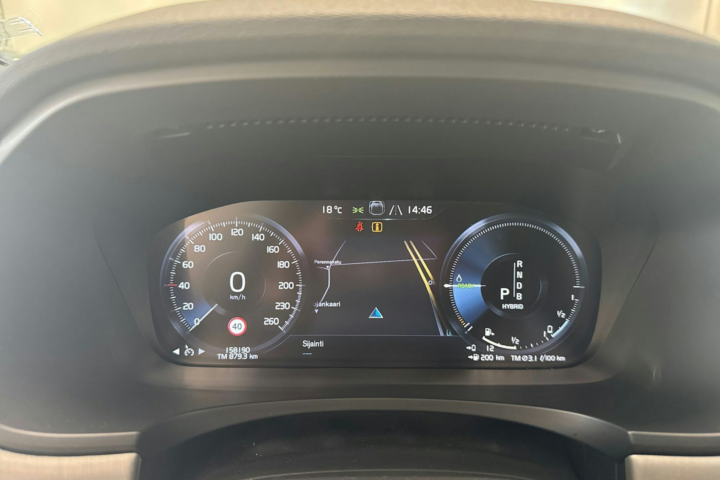 musta Volvo V90 2018 kuva 24.