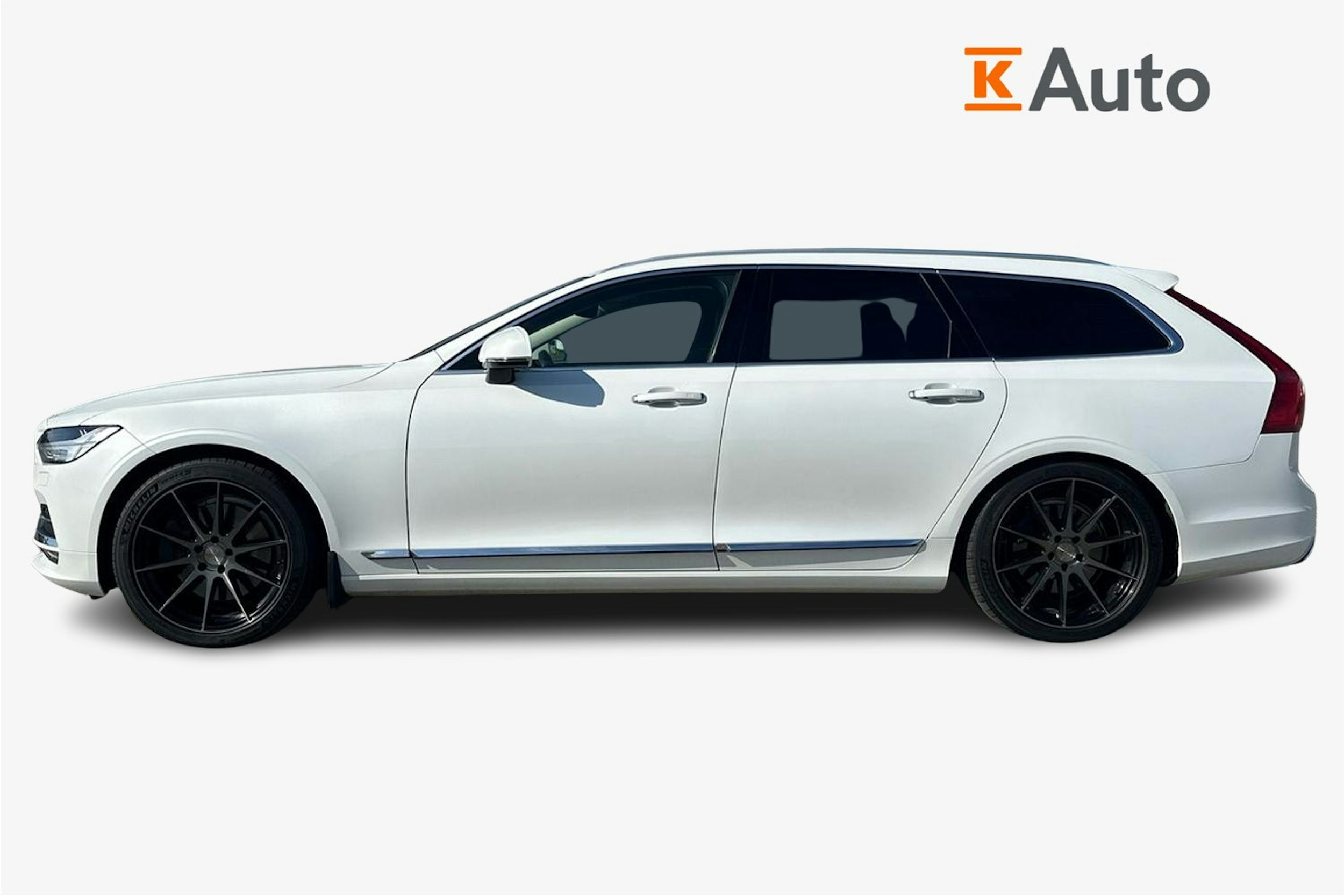 valkoinen Volvo V90 2018 kuva 6.