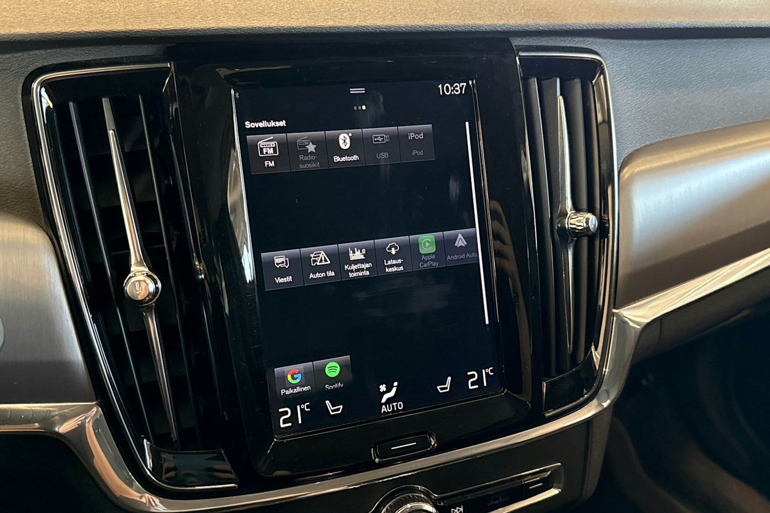 ruskea (beige) Volvo V90 2018 kuva 23.