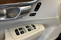 Musta Volvo V90 2018 kuva 12.