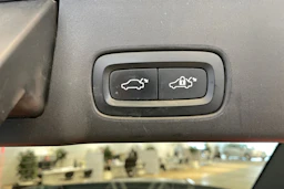 Musta Volvo V90 2018 kuva 21.