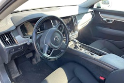 valkoinen Volvo V90 2018 kuva 3.
