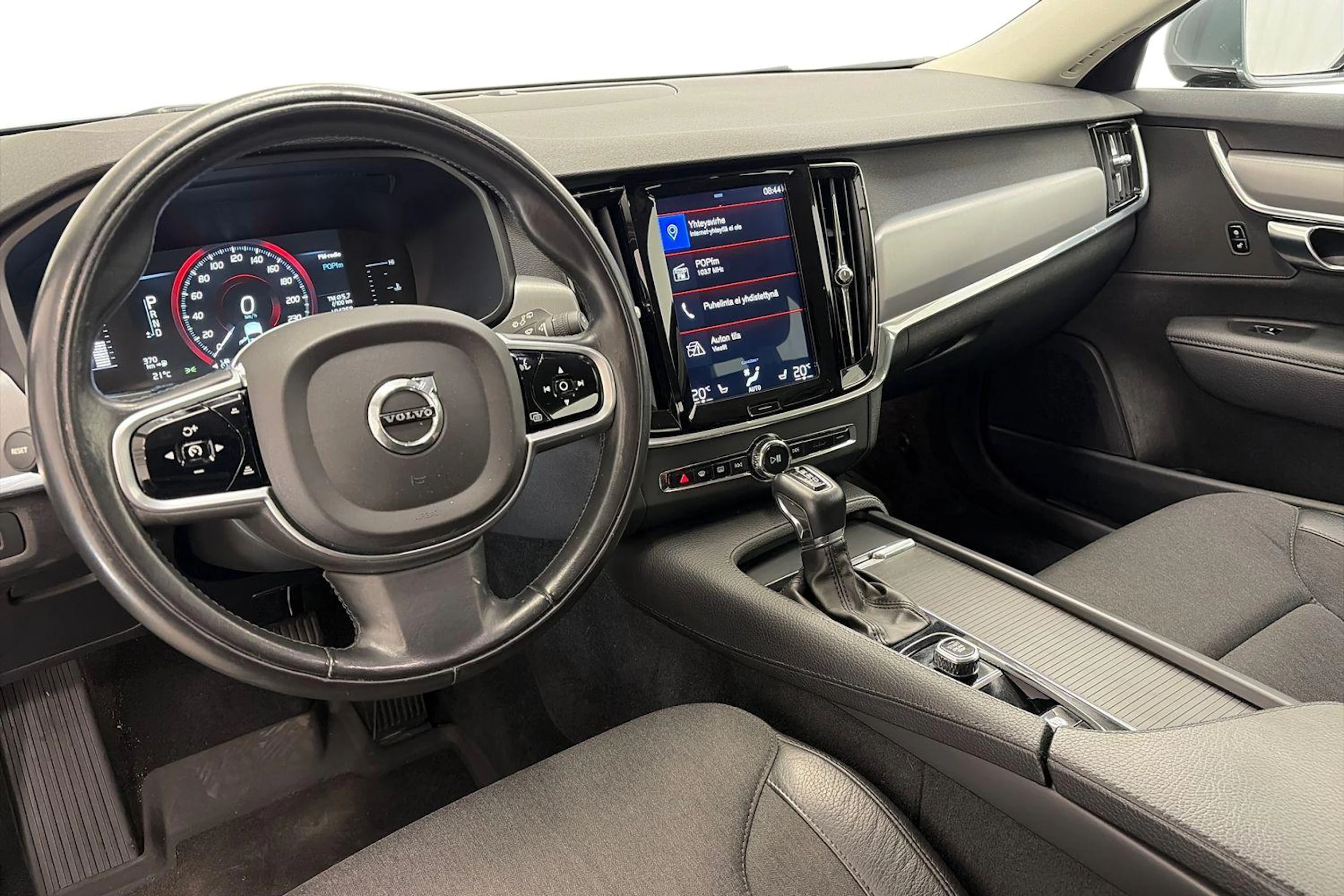 harmaa Volvo V90 2018 kuva 6.