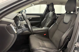 harmaa Volvo V90 2018 kuva 14.