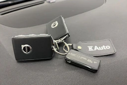harmaa Volvo V90 2018 kuva 30.