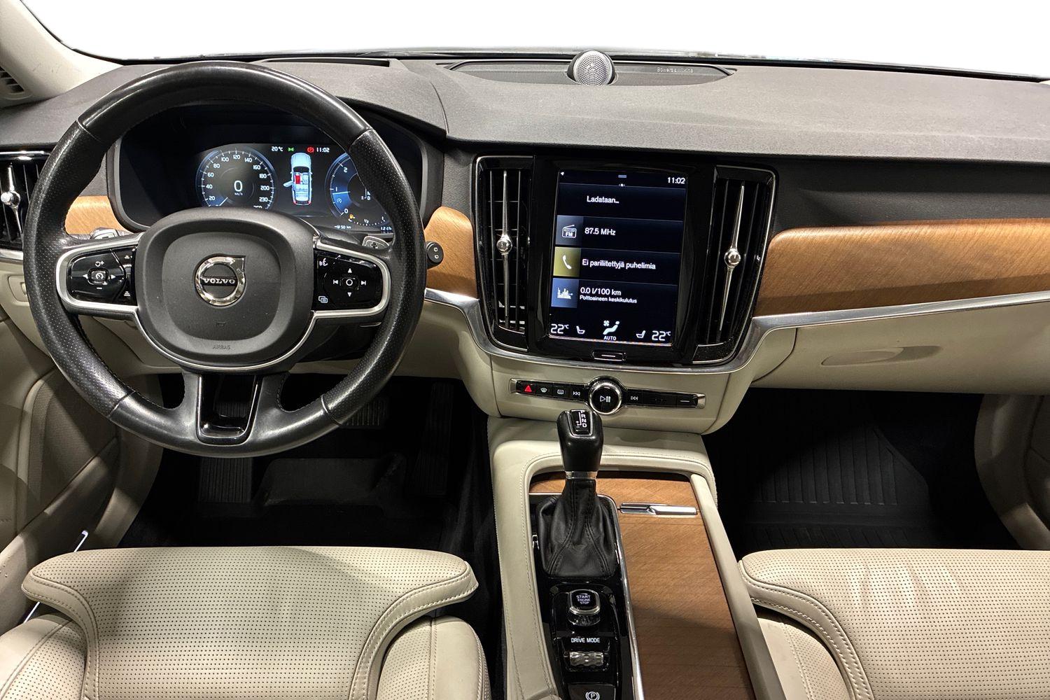 Volvo V90 D4 AWD Inscription Aut. 2018, kuva 7/43