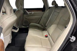 musta Volvo V90 2018 kuva 8.
