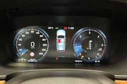 musta Volvo V90 2018 kuva 12.