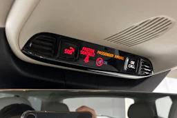 musta Volvo V90 2018 kuva 29.