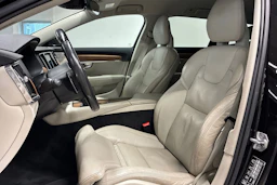 musta Volvo V90 2018 kuva 32.