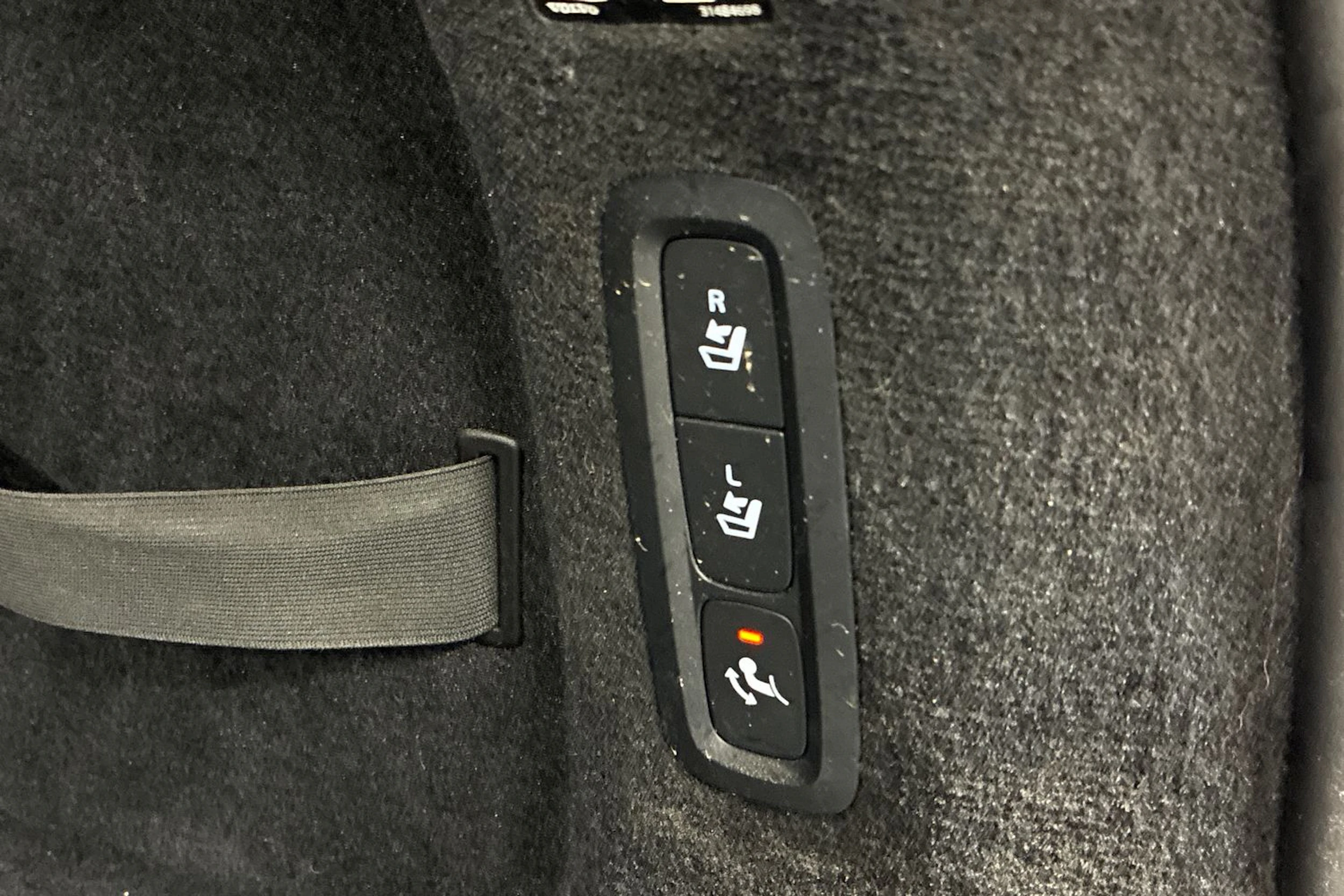 musta Volvo V90 2018 kuva 35.