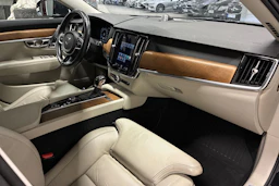 musta Volvo V90 2018 kuva 39.