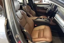Sininen Volvo V90 2018 kuva 15.