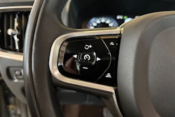 Sininen Volvo V90 2018 kuva 20.