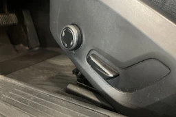 musta Volvo V90 2018 kuva 12.