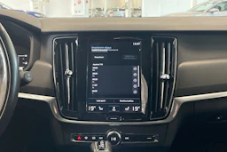 musta Volvo V90 2018 kuva 21.