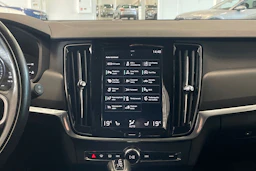 musta Volvo V90 2018 kuva 22.
